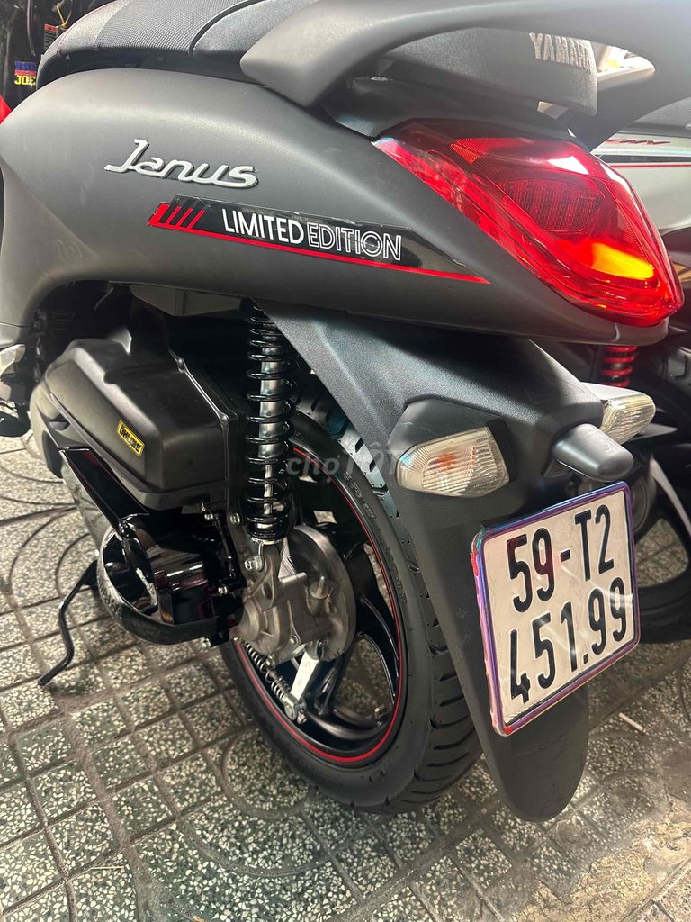 Janus 2021 khoá maskay chạy 12 ngàn km mới 99%. Mua bán Xe máy tại Quận 8 Tp Hồ Chí Minh được đăng bởi A. Hải hình 3