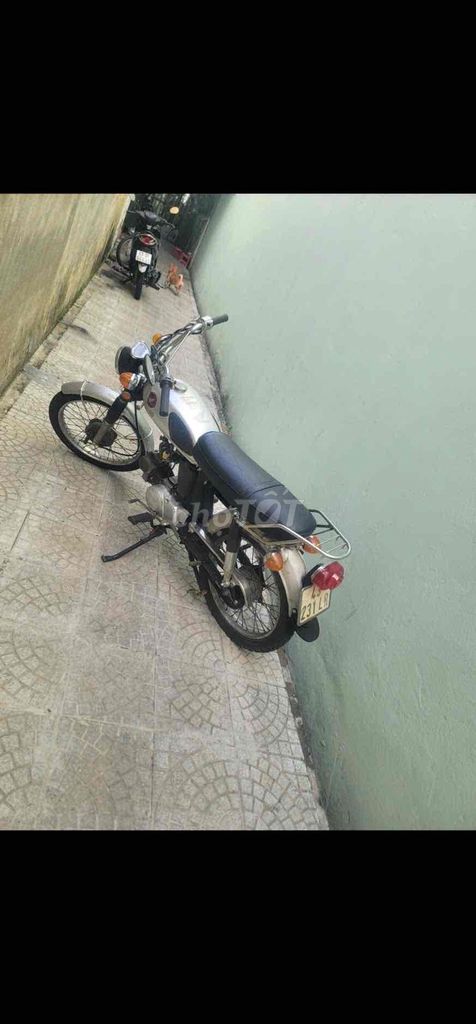 ít đi cần bán honda 68 đẹp máy êm mạnh. Mua bán Xe máy tại Quận Thanh Khê Đà Nẵng được đăng bởi Thi hình 3