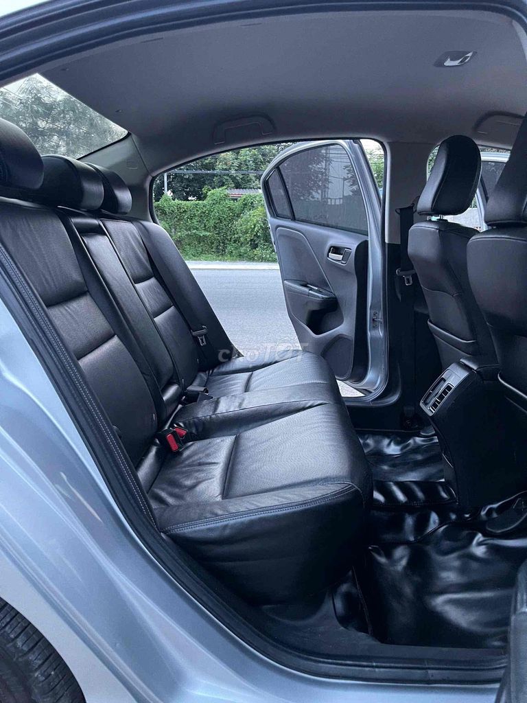 Honda City 2018 Top 74.000km Bạc. Mua bán Ô tô tại Thành phố Dĩ An Bình Dương được đăng bởi duyên hình 12