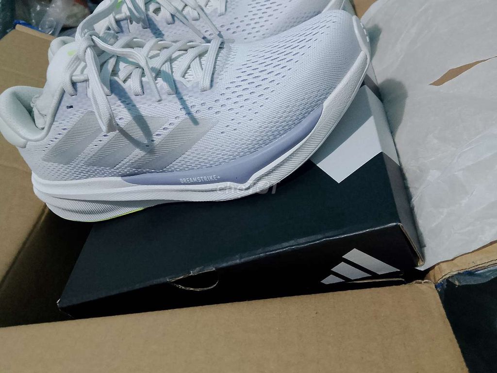Giày thể thao Adidas Dreamstrike+ Trắng. Mua bán Giày dép tại Thành phố Thuận An Bình Dương được đăng bởi Linh hình 1