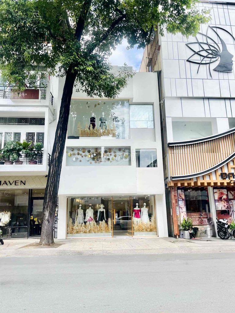 SIÊU PHẨM CHO THUÊ 435B VÕ VĂN TẦN QUẬN 3 -DT 6X18M - 4 TẦNG MỚI ĐẸP