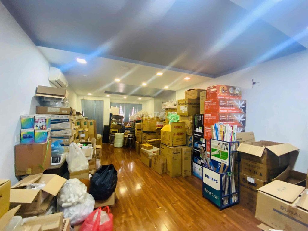Nhà mặt tiền ngay trung tâm Quận 5.Khu kinh doanh. sầm uất . - ảnh 3