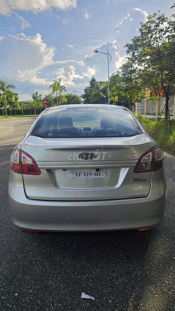 Ford Fiesta 2013 S 1.6 AT - 80000 km. Mua bán Ô tô tại Quận Cẩm Lệ Đà Nẵng được đăng bởi Nguyễn Đức Trưởng hình 4