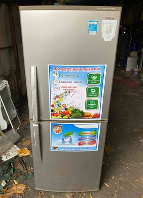tủ lạnh Sanyo 252L máy zin tk điện 350kw/năm. Mua bán Tủ lạnh tại Huyện Bình Chánh Tp Hồ Chí Minh được đăng bởi Điện Máy Uy Tín