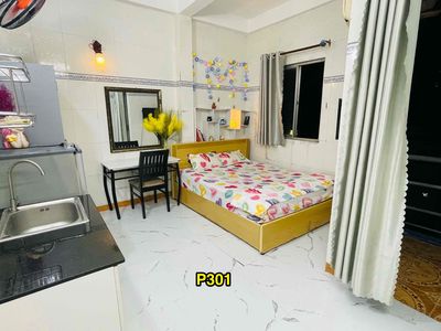 PHÒNG BAN CÔNG MÁY LẠNH BẾP VÀ WC RIÊNG, GIỜ TỰ DO XE FREE