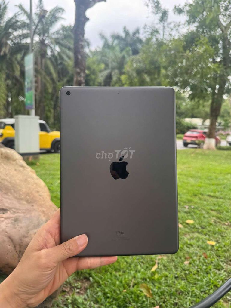 Apple iPad Gen 7 32GB Xám. Mua bán Máy tính bảng tại Quận Nam Từ Liêm Hà Nội được đăng bởi trantran hình 1