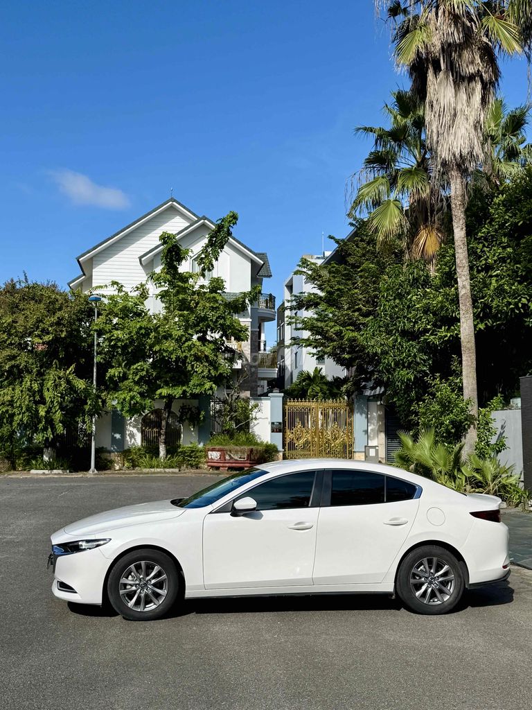 Mazda 3 2022 1.5L Luxury - 35000 km. Mua bán Ô tô tại Quận Thanh Khê Đà Nẵng được đăng bởi LeVy hình 9