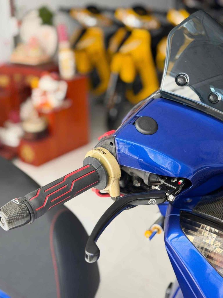 #SH300i ABS nhập ý , dkld 2017 #BSTP. Mua bán Xe máy tại Thành phố Dĩ An Bình Dương được đăng bởi Nguyễn Tuấn hình 15