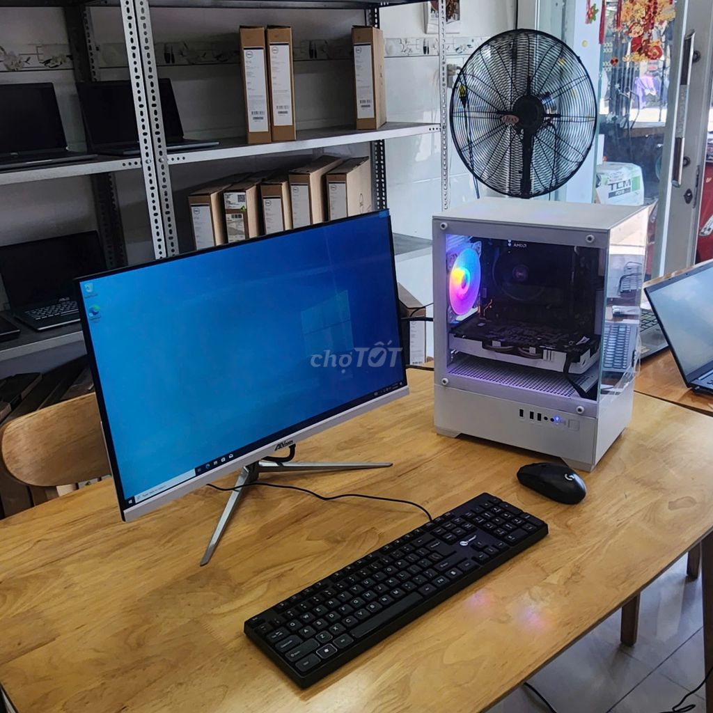 Bộ PC Ryzen 3 3200G RAM 16GB DDR4 SSD 120GB + 24". Mua bán Máy tính để bàn tại Thành phố Qui Nhơn Bình Định được đăng bởi NGỌC PHÚC LAPTOPS hình 1
