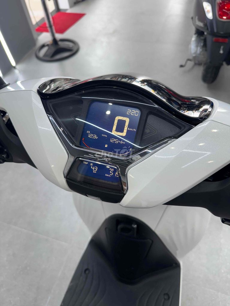 SH125 date 2025 mới lăn bánh 1200 km Hỗ trợ góp. Mua bán Xe máy tại Quận Cái Răng Cần Thơ được đăng bởi Cửa Hàng Xe Máy Quang Sang hình 2