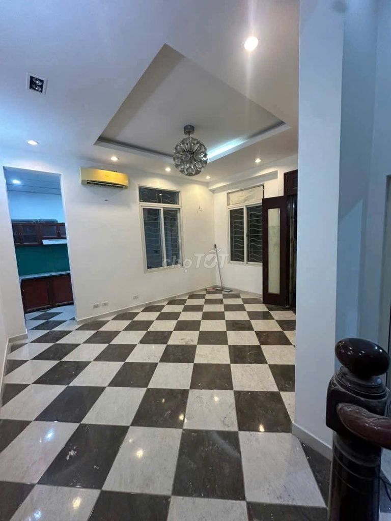 CHO THUÊ NHÀ RIÊNG PHỐ CỬA BẮC, BA ĐÌNH. LÀM HOMESTAY, Ở +KD , CHDV...