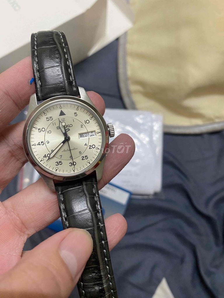 Đồng hồ Seiko 5 Sports Field SRPJ87K1 (Like new). Mua bán Đồng hồ tại Quận 3 Tp Hồ Chí Minh được đăng bởi Nguyễn Thế Tùng Lâm hình 1