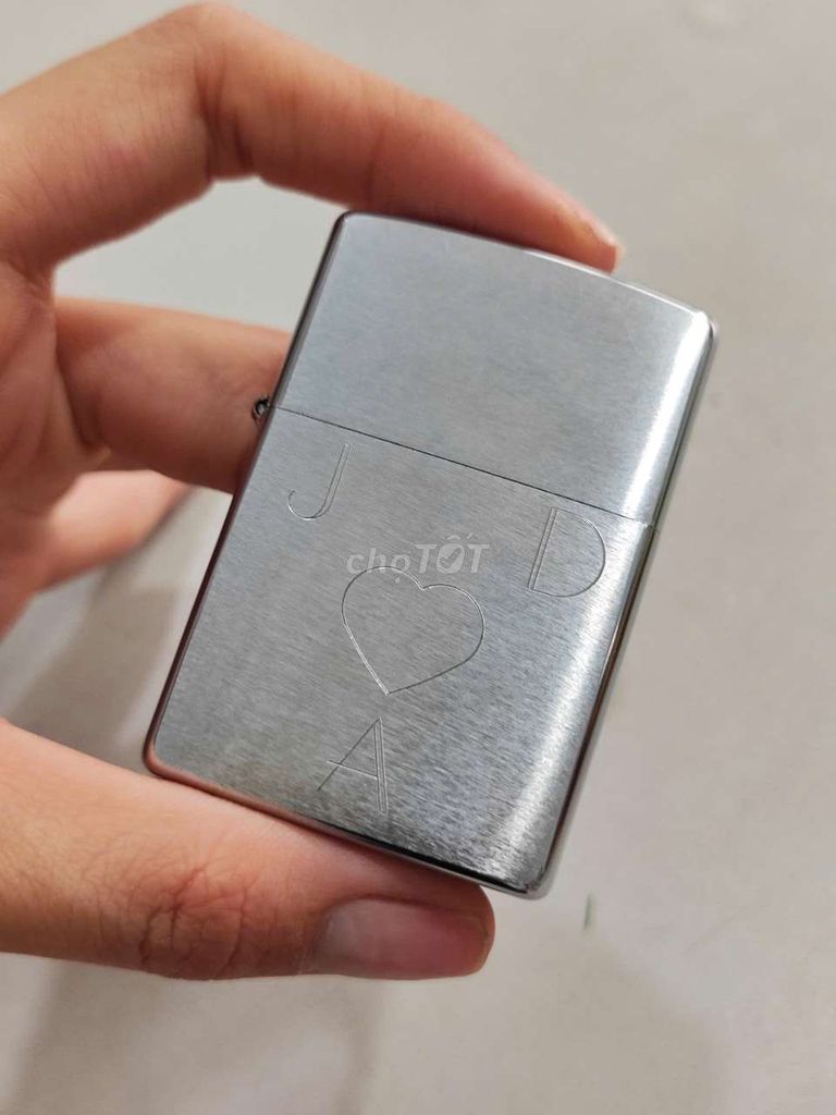 Zippo 2000 XVI chrome