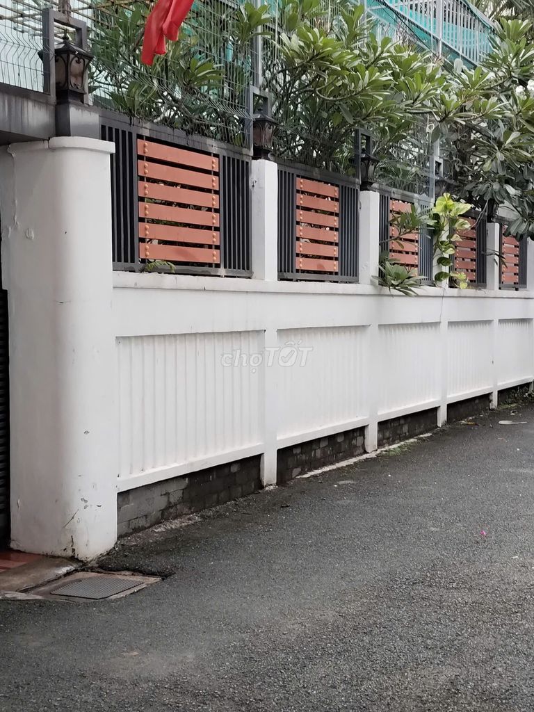 Bán biệt thự hẻm xe hơi 193 Nam kỳ khởi nghĩa, dt 251m2, giá 72 tỷ