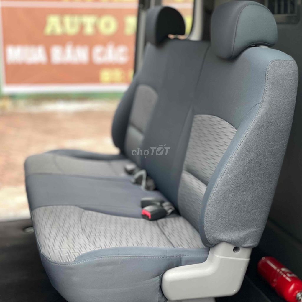 Thanh lý xe Hyundai Grand Starex chở tiền 2016. Mua bán Ô tô tại Quận Cầu Giấy Hà Nội được đăng bởi Tô Văn Tiến hình 8