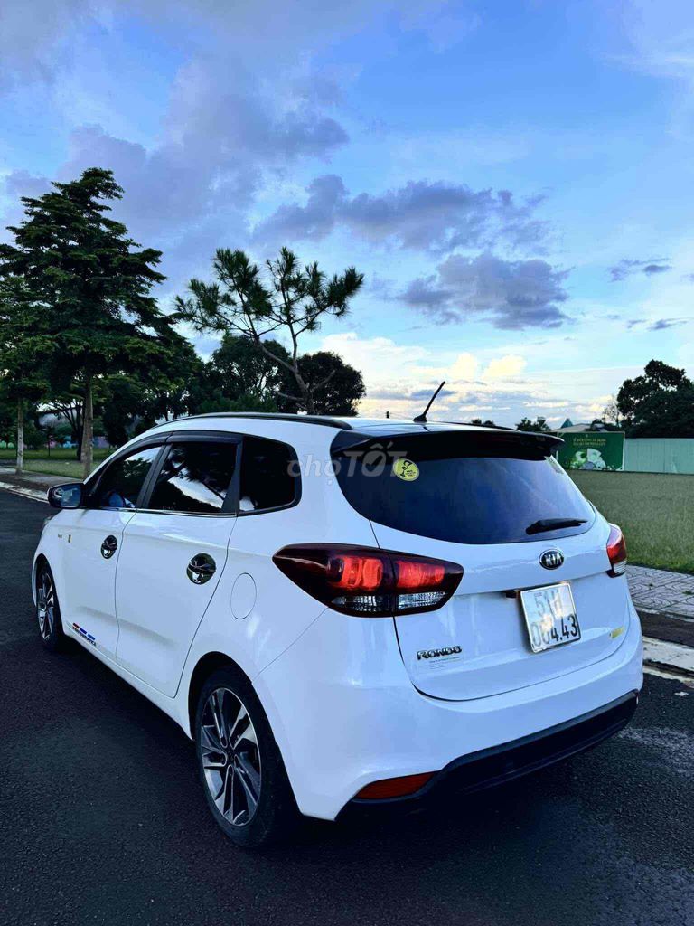 Kia Rondo 2018 2.0 GMT - 900000 km. Mua bán Ô tô tại Thành phố Pleiku Gia Lai được đăng bởi Nguyễn Văn Tấn hình 4