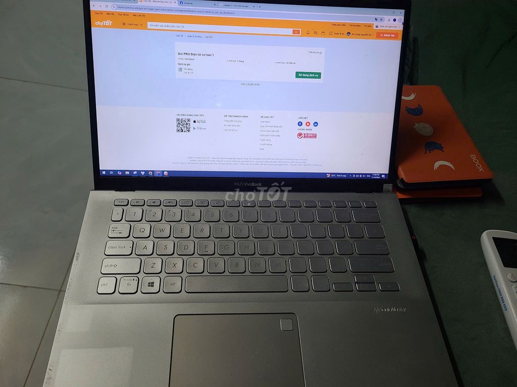 Máy tính xách tay Asus Vivobook