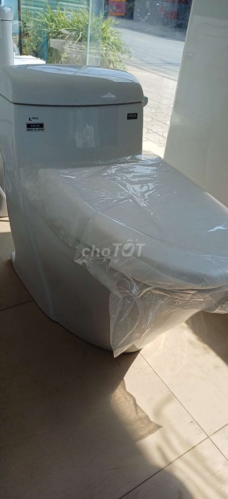 Bồn cầu INAX 918 VR Trắng Nhật Bản. Mua bán Thiết bị vệ sinh, nhà tắm tại Huyện Bình Chánh Tp Hồ Chí Minh được đăng bởi chuyên bán thanh lý hàng tồn kho hình 1