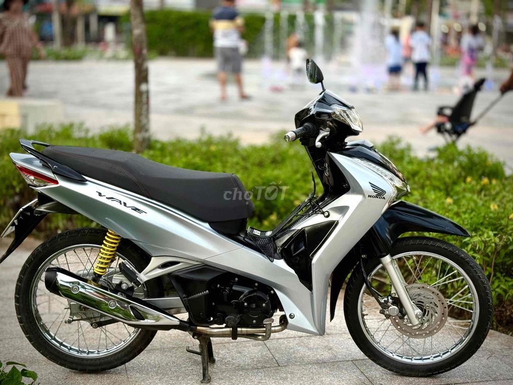 Honda Wave i Bạc Đen. Mua bán Xe máy tại Quận 8 Tp Hồ Chí Minh được đăng bởi Phạm Đức hình 8