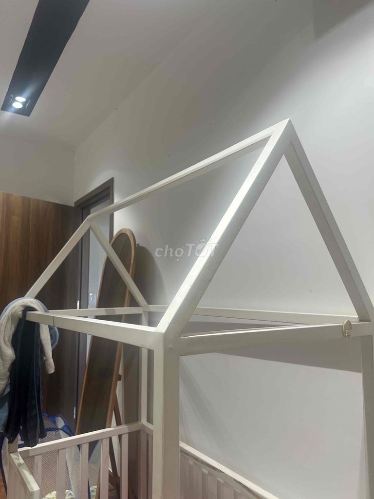 Nôi- củi em bé. Mua bán Mẹ và bé tại Huyện Nhà Bè Tp Hồ Chí Minh được đăng bởi Tùng lê Văn hình 1