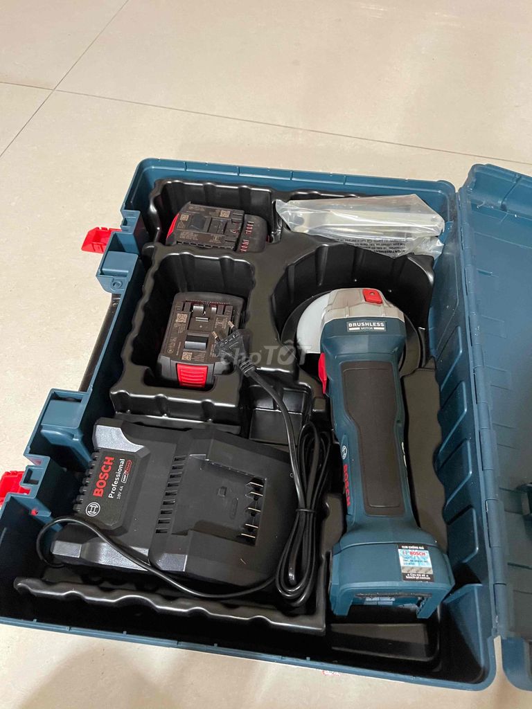 Máy mài góc Bosch GWS 18V-8. Mua bán Đồ chuyên dụng, Giống nuôi trồng tại Thành phố Thủ Đức Tp Hồ Chí Minh được đăng bởi Ngoc anh Pham hình 1