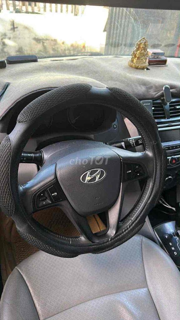 Hyundai Accent 2015 1.4 AT - 71042 km. Mua bán Ô tô tại Huyện Hòa Vang Đà Nẵng được đăng bởi TRƯỜNG XUÂN hình 3