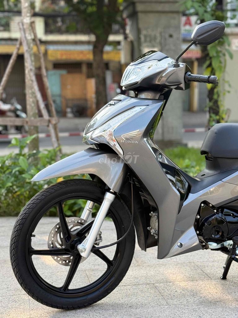 Fu up wave i ( nậu xớ chỉ cần 17 cành ). Mua bán Xe máy tại Quận 8 Tp Hồ Chí Minh được đăng bởi Phạm Đức hình 9