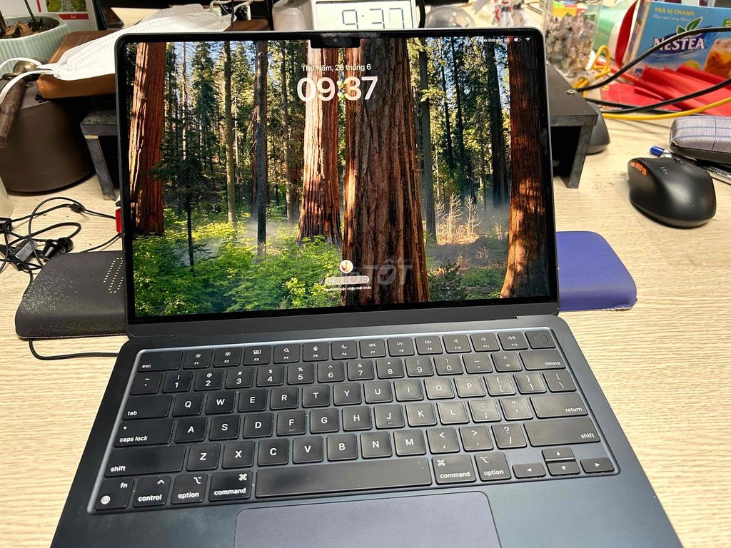 Macbook Air M2 8/256 màu blue