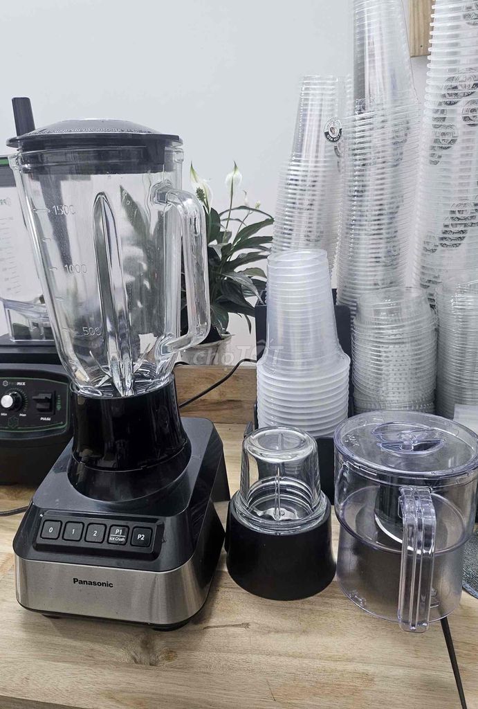 Máy xay sinh tố Panasonic 2 lít 800W 3 cối. Mua bán Bếp, lò, đồ điện nhà bếp tại Thành phố Thủ Đức Tp Hồ Chí Minh được đăng bởi Thơ hình 1