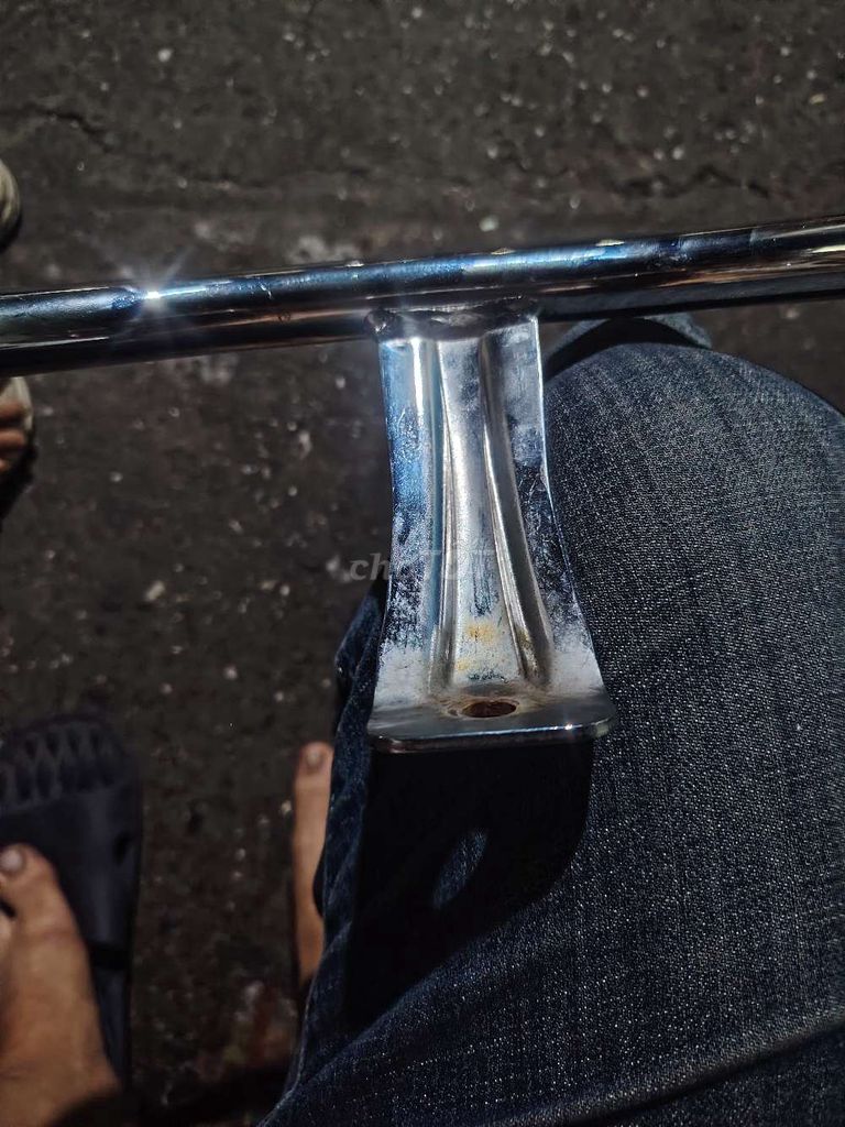 Phụ tùng xe điện Evo 200 Kim loại Bạc. Mua bán Phụ tùng xe tại Quận 4 Tp Hồ Chí Minh được đăng bởi A út  hình 3