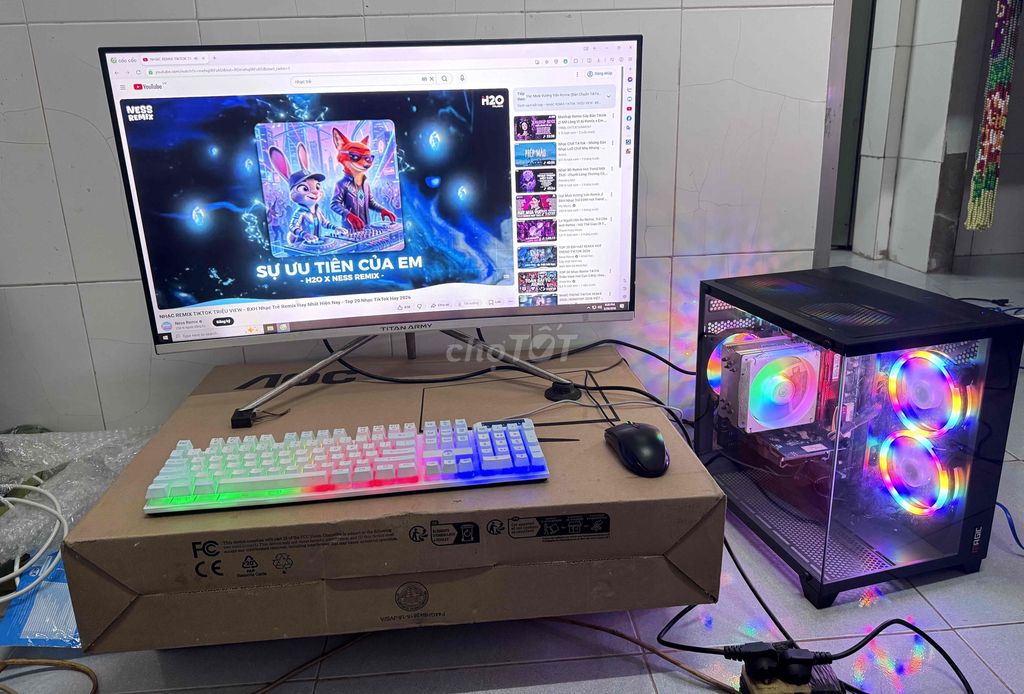Máy tính để bàn card GTX 750 màn 32in cong. Mua bán Máy tính để bàn tại Huyện Thới Lai Cần Thơ được đăng bởi do hình 1