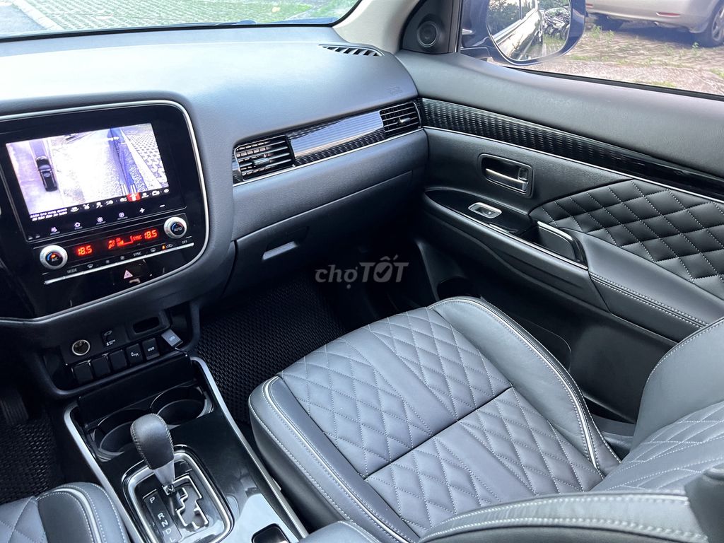 Outlander 2.0 Premium 2022 cực chất 3 vạn km 7xxTr. Mua bán Ô tô tại Quận Cầu Giấy Hà Nội được đăng bởi Xe Cũ Dương Đô hình 10