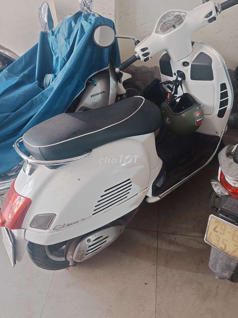 Vespa GTS 125 3vie 2014. Mua bán Xe máy tại Quận Tây Hồ Hà Nội được đăng bởi Quý hình 3
