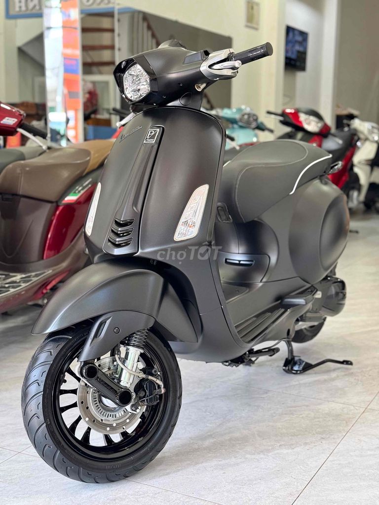 Vespa S Carbon 2019 Đen nhám keng. Mua bán Xe máy tại Thành phố Buôn Ma Thuột Đắk Lắk được đăng bởi Nguyễn hoàng Anh hình 3