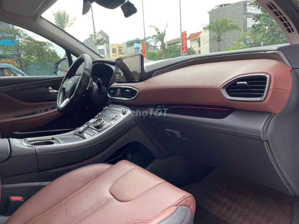Hyundai Santa Fe 2024 2.2 Dầu Cao Cấp - 9000 km. Mua bán Ô tô tại Quận Long Biên Hà Nội được đăng bởi Bùi Đình Thông hình 9