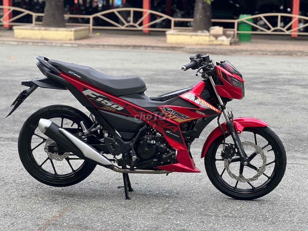Suzuki Satria 150 Fi 2020 Đỏ đen. Mua bán Xe máy tại Quận 11 Tp Hồ Chí Minh được đăng bởi Hưng Từ hình 4