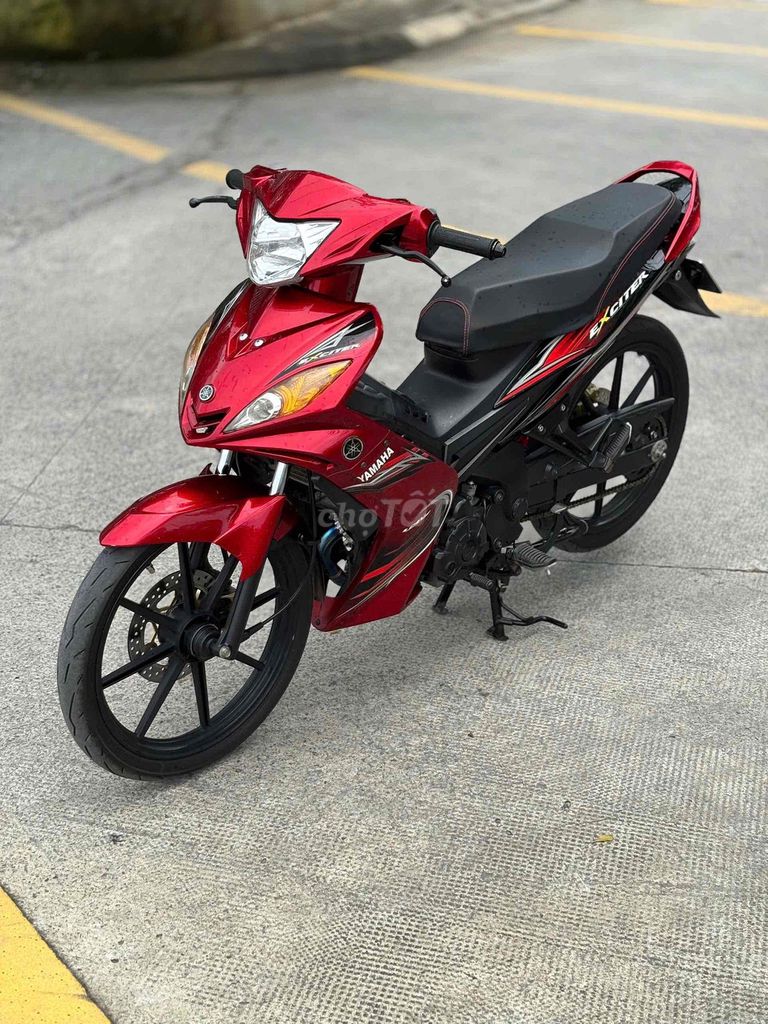 Yamaha Exciter 2010 красный