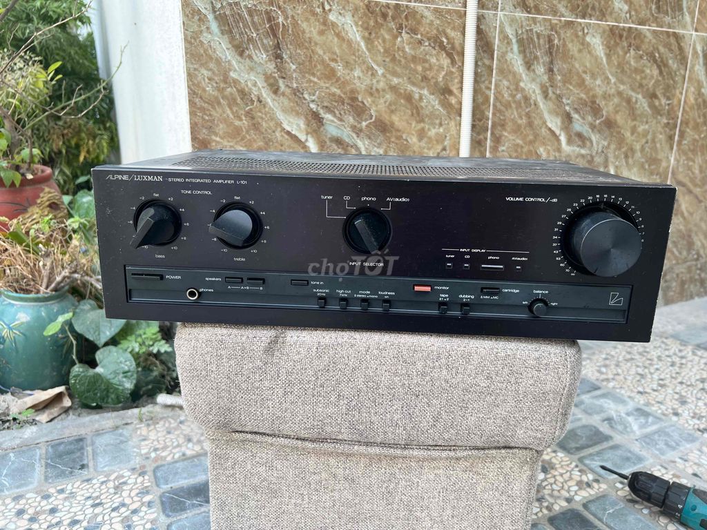 Luxman L101 Nhật nội địa 100V hay