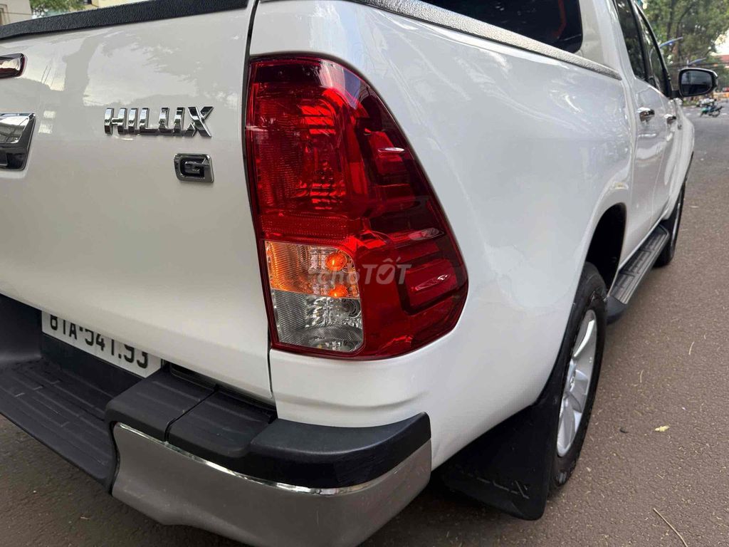 Toyota Hilux 2019 2.4G 4×4 MT - 100000 km