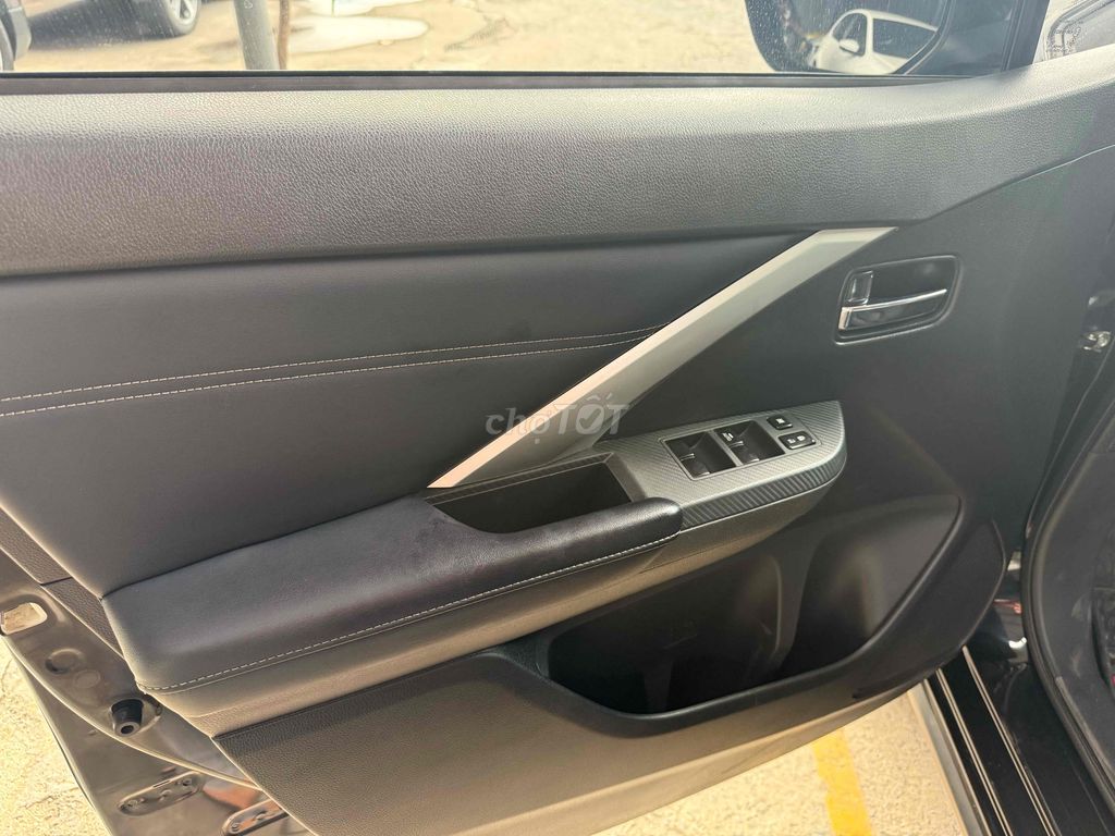 Mitsubishi Xpander Cross 2022 - 87000 km một chủ. Mua bán Ô tô tại Thành phố Thủ Đức Tp Hồ Chí Minh được đăng bởi FASTCARS THÁI Ô TÔ CŨ  hình 16