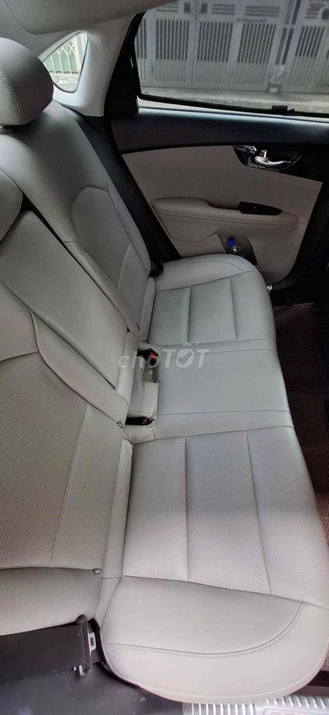 Kia Cerato 2019 1.6 AT Luxury - 80000 km. Mua bán Ô tô tại Huyện Sông Lô Vĩnh Phúc được đăng bởi Hung Nguyen hình 8
