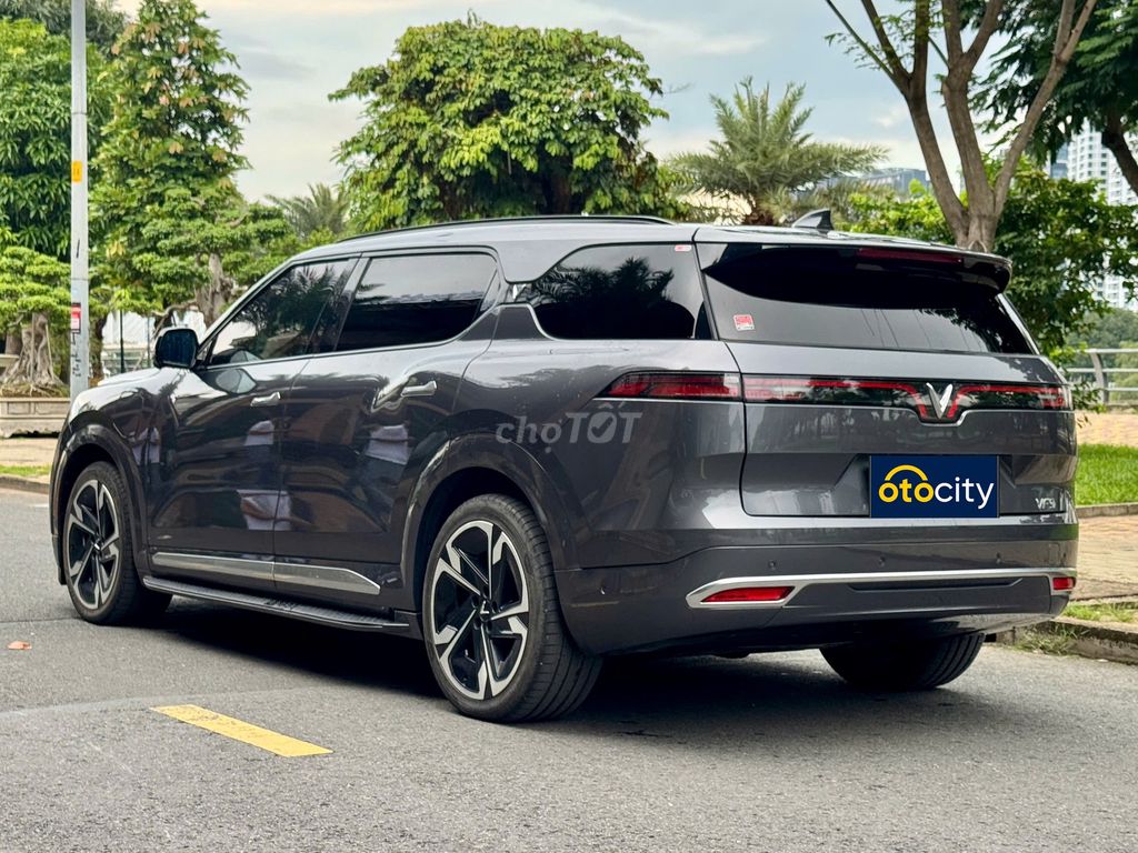 VinFast VF9 Plus 2024 - Màu xám - 8200km - Mua pin. Mua bán Ô tô tại Thành phố Thủ Đức Tp Hồ Chí Minh được đăng bởi OTOCITY hình 2
