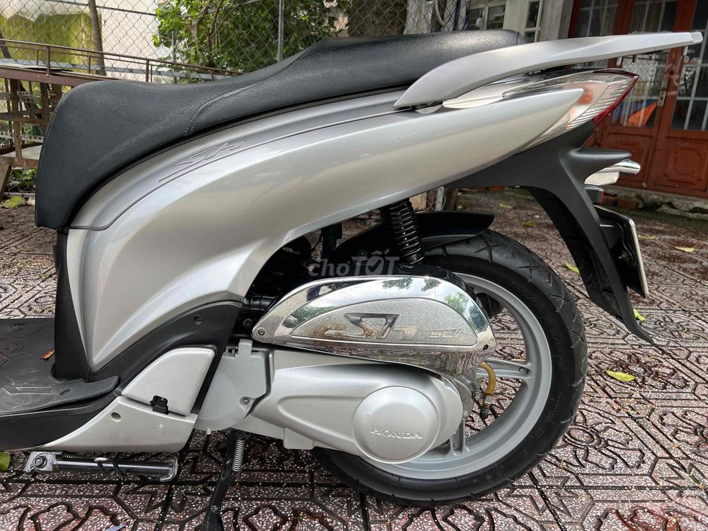 Honda SH 125 2010 Bạc 5001 km. Mua bán Xe máy tại Quận Bình Thạnh Tp Hồ Chí Minh được đăng bởi  TUAN hình 3