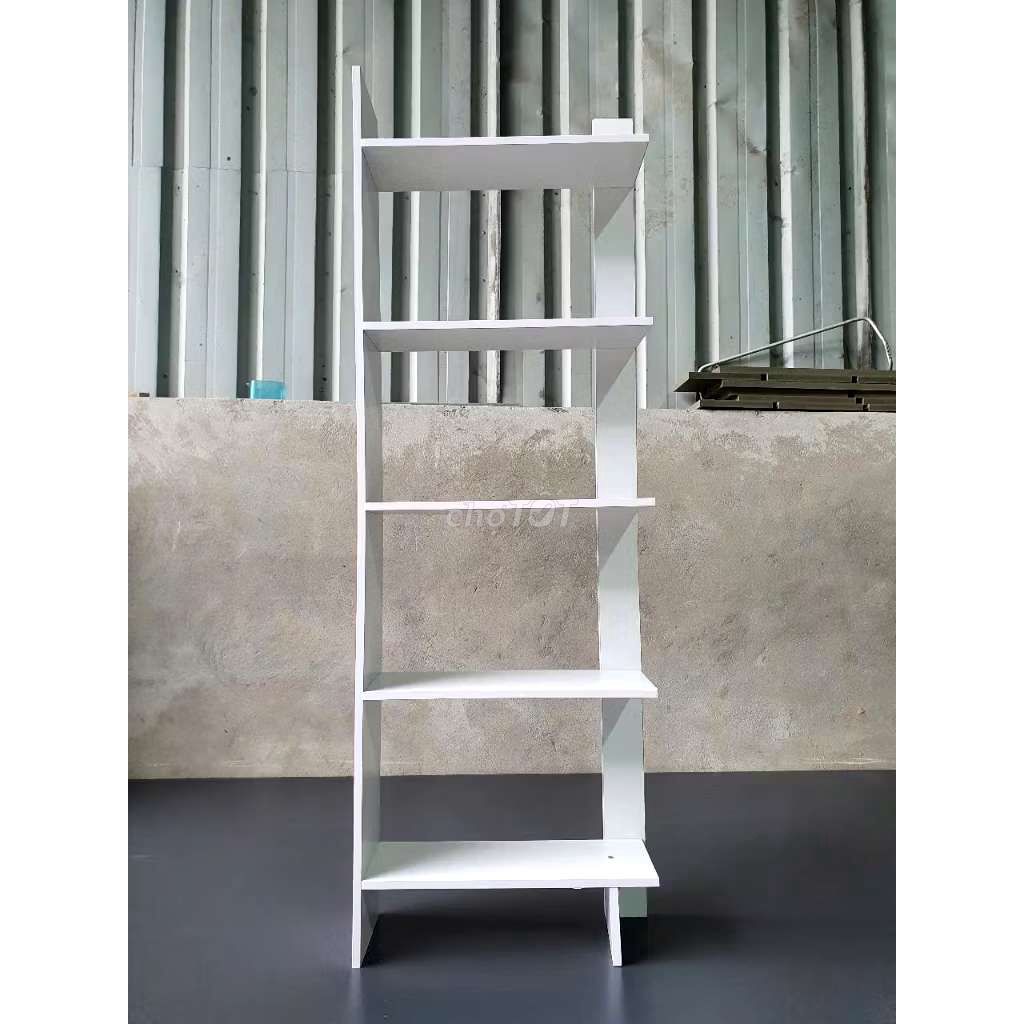 Kệ sách Vie Furniture Gỗ Trắng 5 tầng 95%. Mua bán Tủ, kệ gia đình tại Quận Hoàng Mai Hà Nội được đăng bởi Dương hình 1