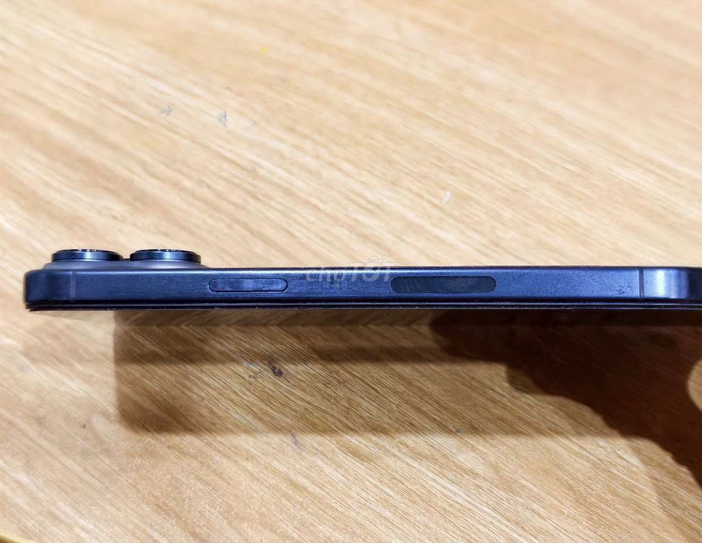 iPhone 15 Pro Max 256GB, máy Quốc tế Mỹ. Mua bán Điện thoại tại Quận Long Biên Hà Nội được đăng bởi De Vinci hình 1