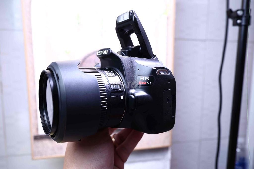 Máy ảnh Canon 250D + lens 18-55 STM nhiều pk. Mua bán Máy ảnh, Máy quay tại Thành phố Thuận An Bình Dương được đăng bởi Nguyễn Đình Tú hình 1