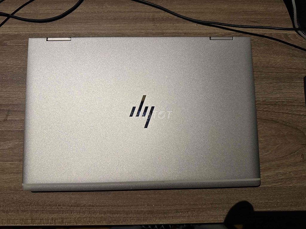 may laptop hp core i5 cẢm ứng như may tính bảng