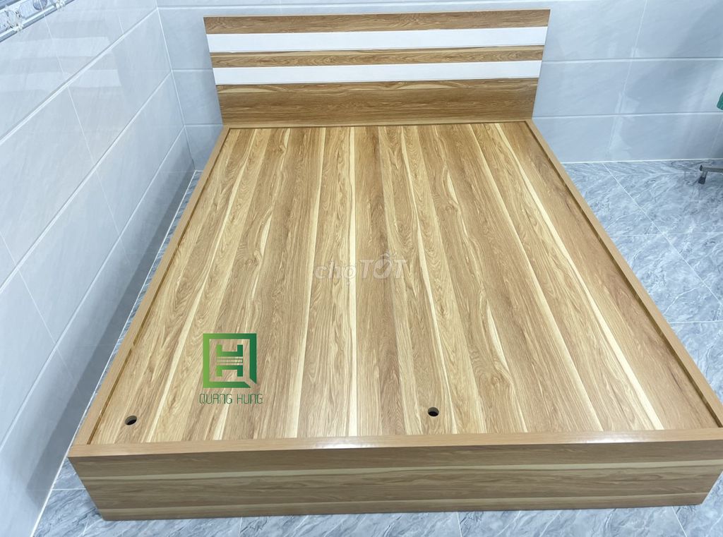 GIƯỜNG NGỦ GỖ MDF  MÀU VÀNG NÂU- GIÁ RẺ TẬN XƯỞNG. Mua bán Giường, chăn ga gối nệm tại Thành phố Dĩ An Bình Dương được đăng bởi Nội Thất Quang Hùng TD hình 1