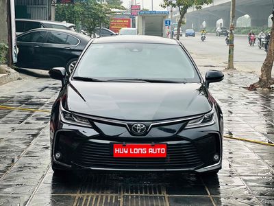Toyota Altis 2022 1.8V Đen 37.000 km. Mua bán Ô tô tại Quận Hoàng Mai Hà Nội được đăng bởi anh Biên
