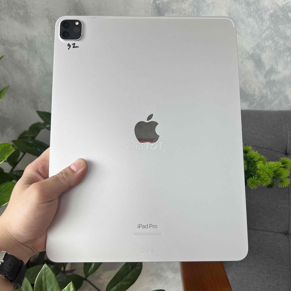 iPad Pro M2 Wifi 12.9 inch Bạc zin nguyên bản. Mua bán Máy tính bảng tại Thành phố Thủ Đức Tp Hồ Chí Minh được đăng bởi Văn Giang hình 1
